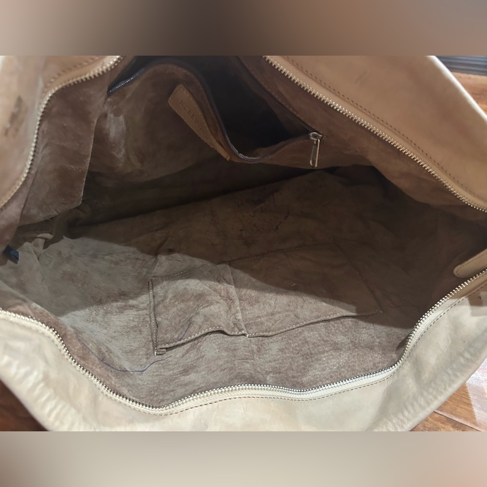 Kelly Tooke Tote - Picture 2 of 3